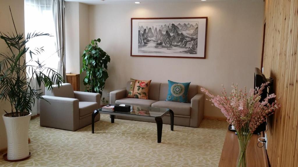 Super 8 Hotel Qingdao Railway Station Gui Zhou Road Esterno foto